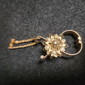 Gold Floral Ring with Chain